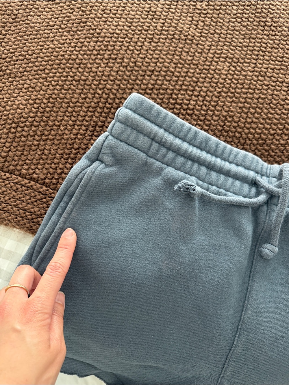Aritzia Tna Fleece Shorts - Picture 12 of 14